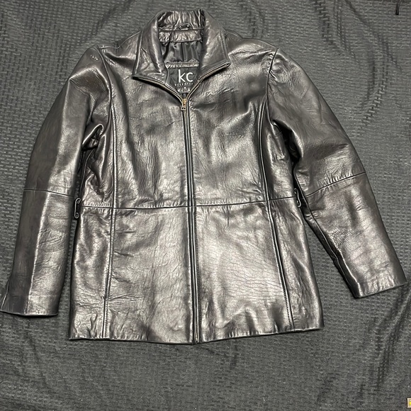 KC Collections Black Leather Coat Size Medium - Picture 3 of 7